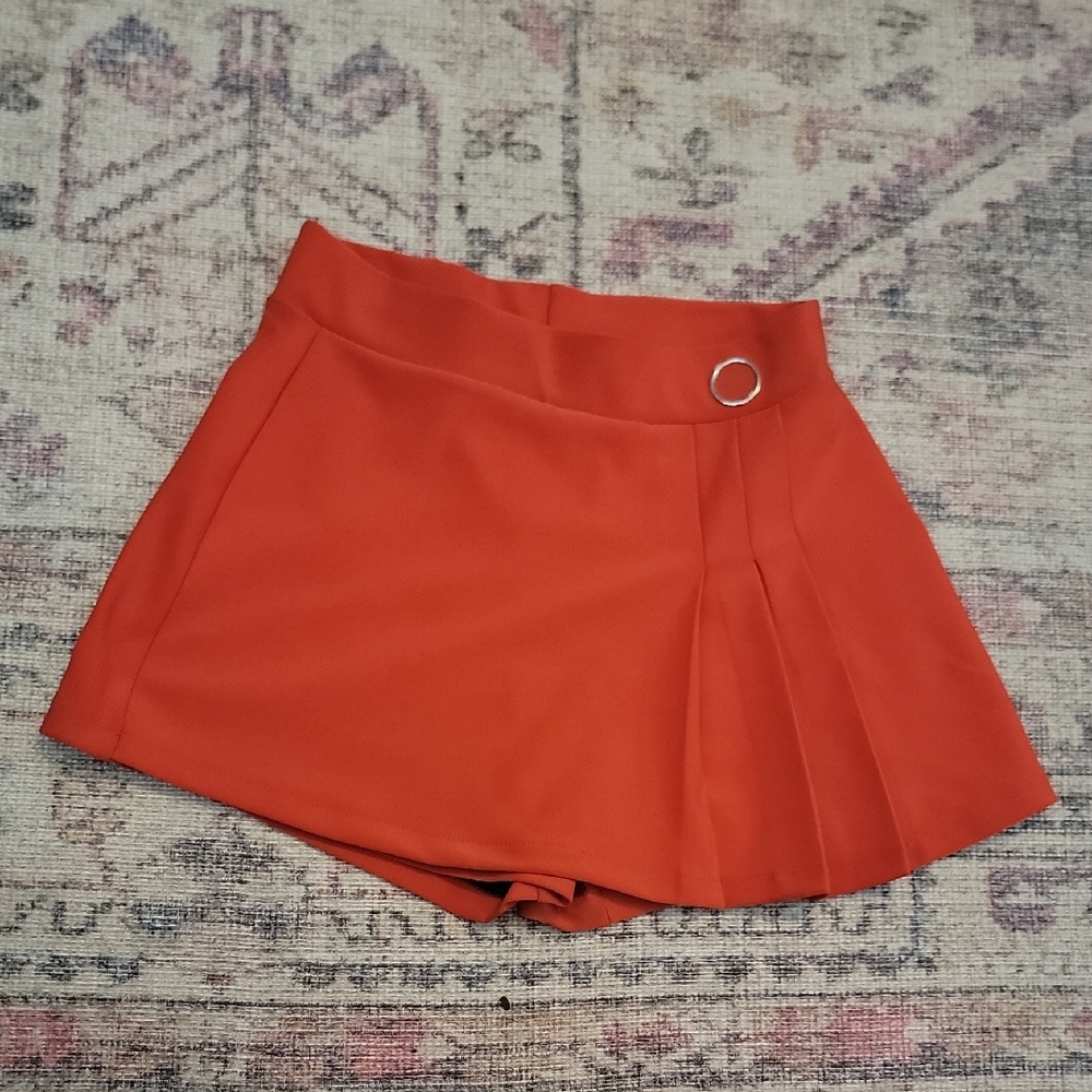 Stylish Red/Dark Orange Pleated Skort with Ring Detail